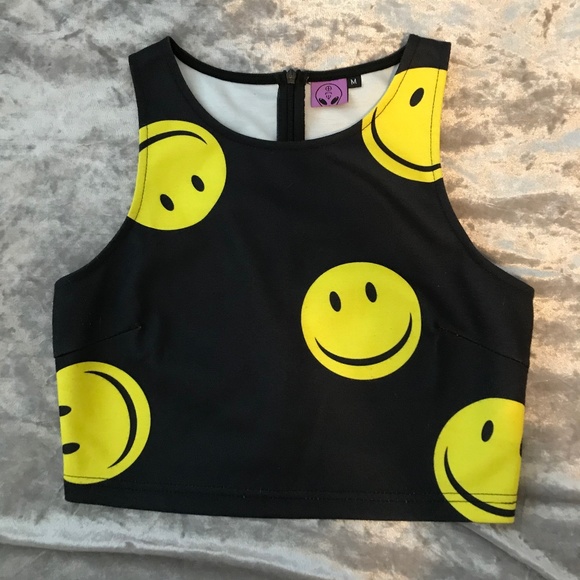 Everland Cropped Smiley Face Tank - Picture 1 of 3